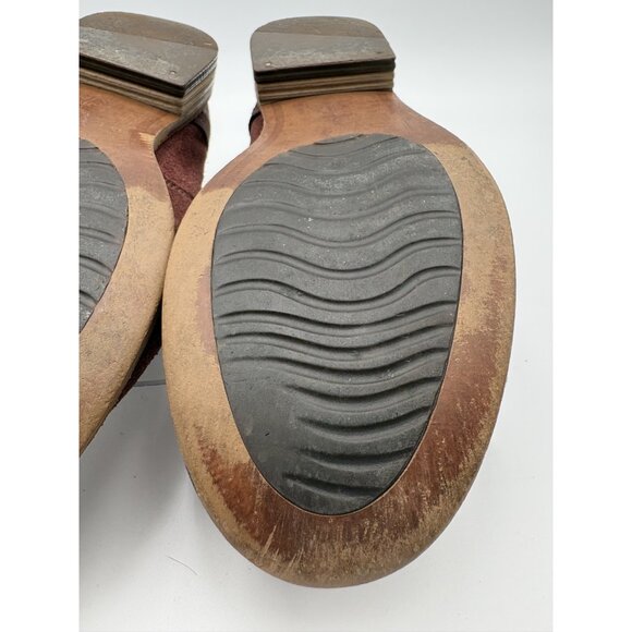 Clarks Artisan Ankle Booties Womens 9 M Burgundy Side Zip Low Heel - Picture 9 of 12